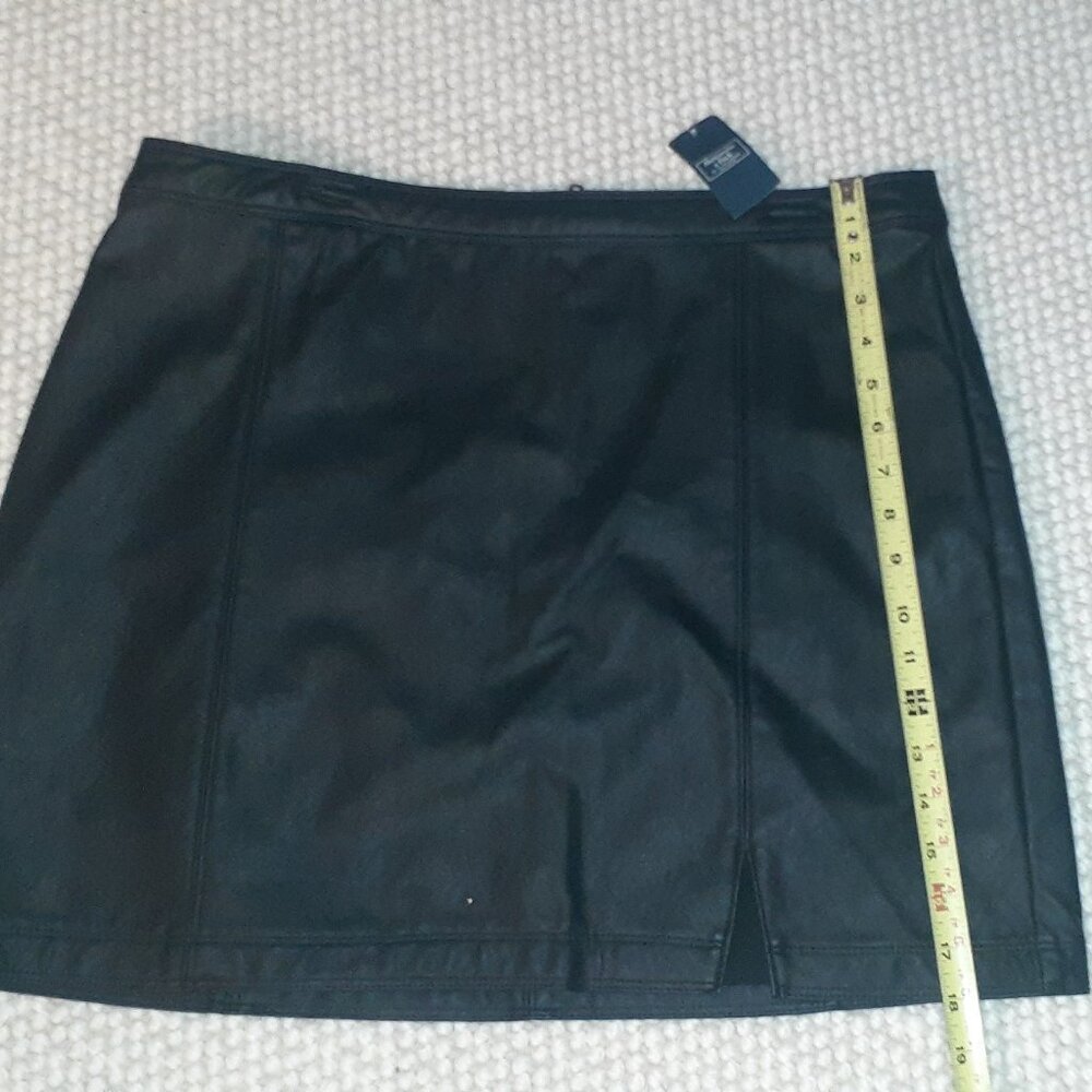 Abercrombie Black Skirt